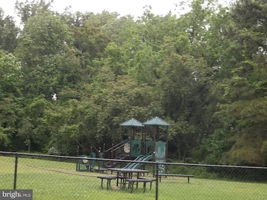 8169 Ebbtide Ln, Lusby, MD 20657 - photo 4