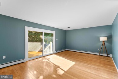 10661 Harding Rd, Laurel, MD 20723 - photo 7