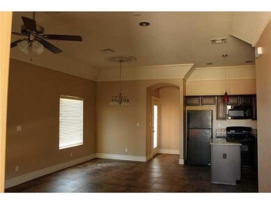 14260 Desert Sky Dr, Horizon City, TX 79928 - photo 4