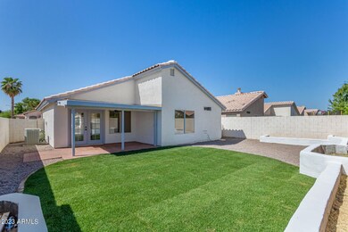 660 W Caroline Ln, Chandler, AZ 85225 - photo 6