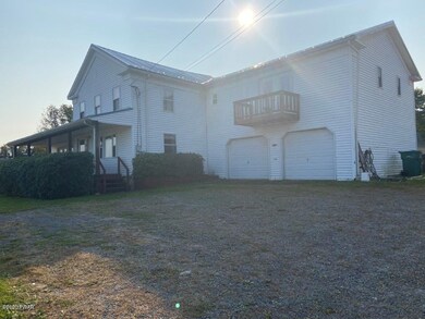 489 Saint Tikhons Rd, Waymart, PA 18472 - photo 5