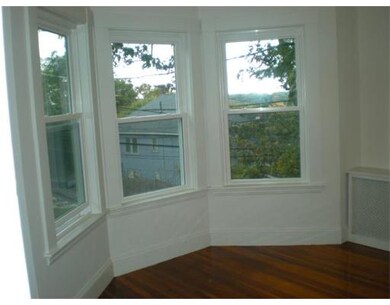 55 Cottage St, Newton Upper Falls, MA 02464 - photo 4