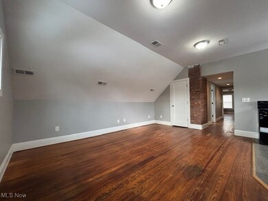 3442 Desota Ave unit 3, Cleveland, OH 44118 - photo 3