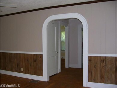 230 Stowe Ave, Asheboro, NC 27203 - photo 3