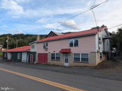 794 S 4th St, Newport, PA 17074 - photo 4