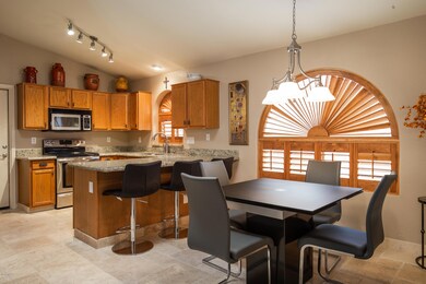 005_Dining & Kitchen