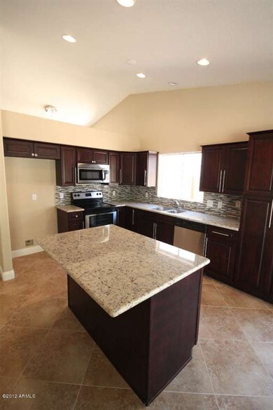 Kitchen - Wide