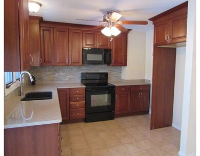 24 Litchfield Pines Dr unit 24, Leominster, MA 01453 - photo 2