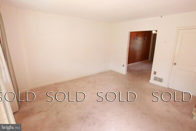 208 Riverthorn Rd, Middle River, MD 21220 - photo 3