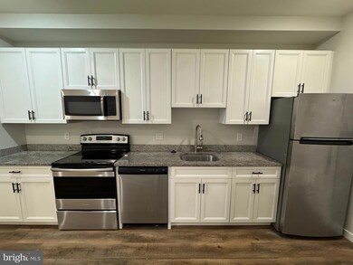 707 N 40th St unit 5, Philadelphia, PA 19104 - photo 2