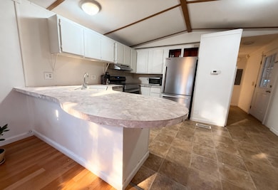 690 Margaret Rose, Medford, OR 97501 - photo 6