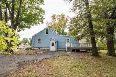 498 Blue Ridge Ave, Piscataway, NJ 08854 - photo 4