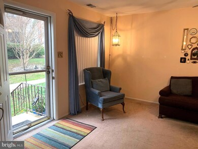 Altemus Farms unit S8, Brookhaven, PA 19015 - photo 6