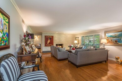 3711 E Elm-3
