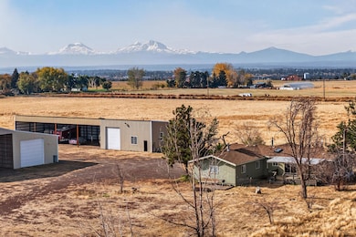 2025_10_23_12821_sw_green_dr_culver-dron