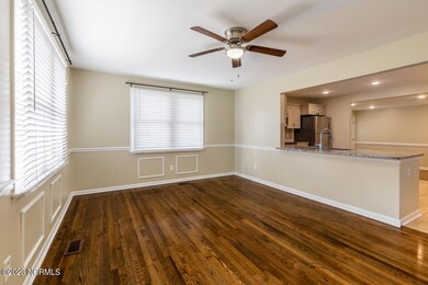 700 Maple St, Jacksonville, NC 28540 - photo 4