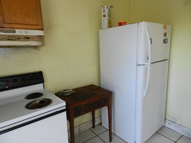 715 38th St, West Palm Beach, FL 33407 - photo 2