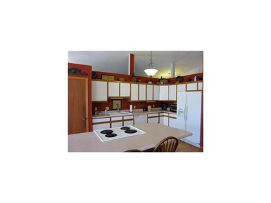 Kitchen. Spacious kitchen with island breakfast ba