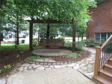 5757 S Skyline Dr, Floyds Knobs, IN 47119 - photo 6