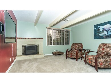 416 St John St, Sutherlin, OR 97479 - photo 7