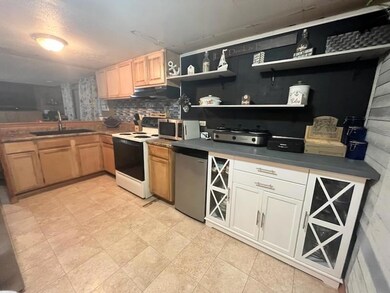Kitchen 3