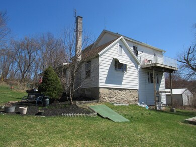 229 Valley Dr, Falls, PA 18615 - photo 2