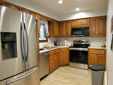 2 Zennor Dr, Bella Vista, AR 72715 - photo 2