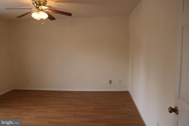 46878 Clarion Terrace unit 101, Sterling, VA 20164 - photo 7