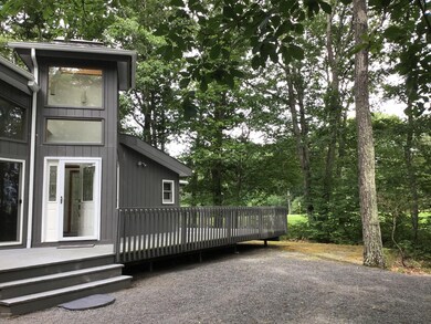 219 Broadmoor Dr, Hawley, PA 18428 - photo 4