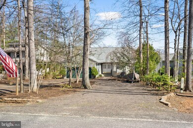 313 Wakefield Dr, Locust Grove, VA 22508 - photo 4