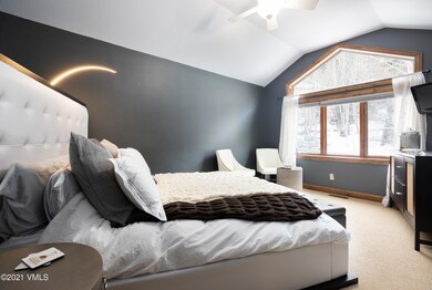 1377_deer_blvd_w_interior_master