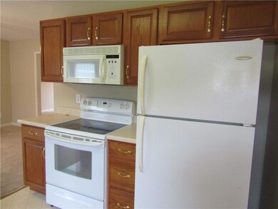 366 Southfork Dr unit 11, Crawfordsville, IN 47933 - photo 4