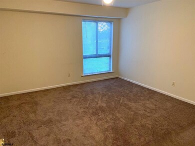 107 Vail Ct unit 17G, Mays Landing, NJ 08330 - photo 5