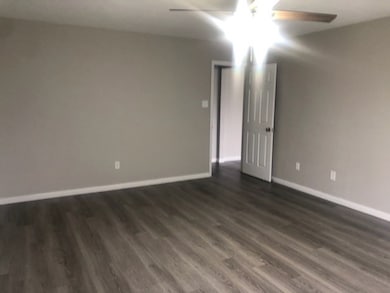 11026 Linden Gate Dr, Houston, TX 77075 - photo 6