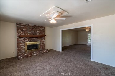 13887 Deauville Dr, Victorville, CA 92395 - photo 4