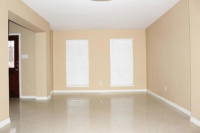 10114 Fallmont Ct, Houston, TX 77086 - photo 3