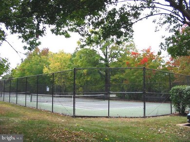 6702 W Wakefield Dr unit A1, Alexandria, VA 22307 - photo 6