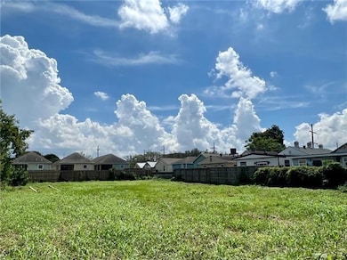 1723 Monroe St, New Orleans, LA 70118 - photo 4