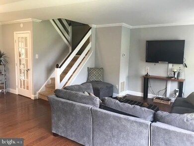 652 Kenney Ln, Brookhaven, PA 19015 - photo 2