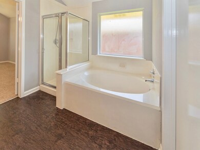 9478 Carmalee St, Houston, TX 77075 - photo 5