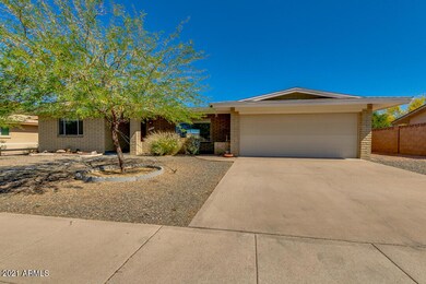 5812 E Dallas St, Mesa, AZ 85205 - photo 4