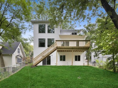 1524 34th St, Des Moines, IA 50311 - photo 4