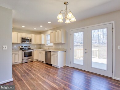 898 Strasburg Rd, Front Royal, VA 22630 - photo 6