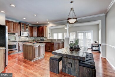 25381 Lisa Terrace, Aldie, VA 20105 - photo 6