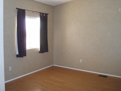 4777 60th St W, Rosamond, CA 93560 - photo 4