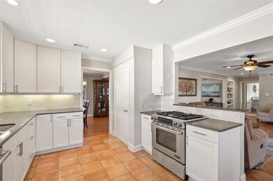 6222 Crestmont Dr, Dallas, TX 75214 - photo 7