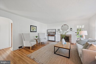 1018 Concord Ave, Drexel Hill, PA 19026 - photo 2