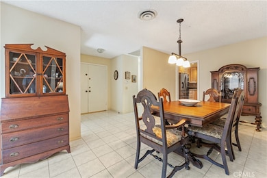 2904 W Avenue j4, Lancaster, CA 93536 - photo 6