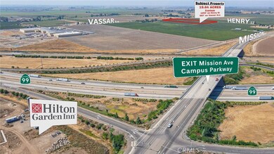 0 1/2 Henry St, Merced, CA 95341 - photo 4