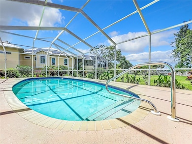 396 Bayshore Dr, Venice, FL 34285 - photo 4